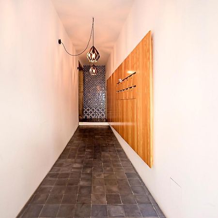 Lovelystay - Cativo Studio Downtown By Metro Station Porto Exterior foto